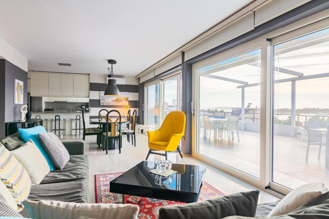 Sunlight House - Palatial Fully Equipped Apartment Near The Sea Athén Kültér fotó